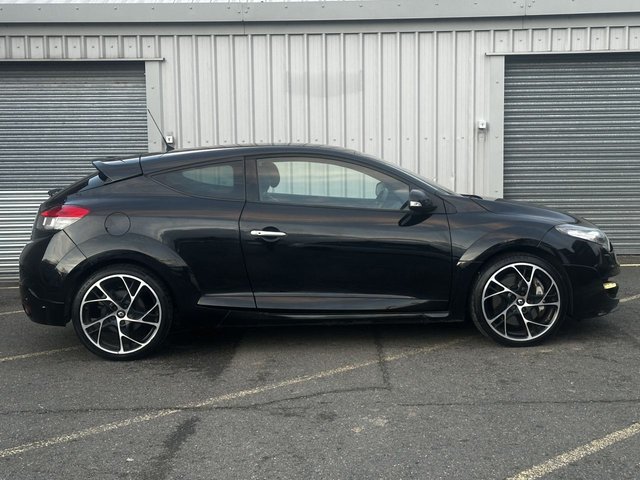 2011 RENAULT MEGANE - Photo 6