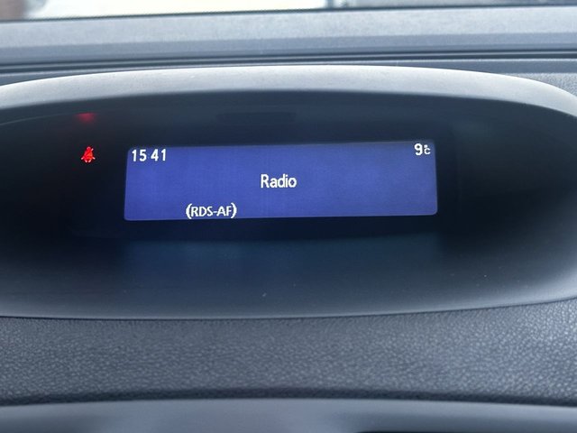 2011 RENAULT MEGANE - Photo 12