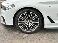 USED 2017 17 BMW 5 SERIES 3.0 530d M Sport Touring 5dr Diesel Auto xDrive Euro 6 (s/s) (265 ps) E/M/HTD SEATS-COMFORT-PARK PLUS-FSH