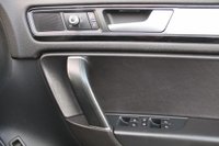 USED 2016 16 VOLKSWAGEN TOUAREG 3.0 TDI V6 BlueMotion Tech Escape SUV 5dr Diesel Tiptronic 4WD Euro 6 (s/s) (262 ps) 