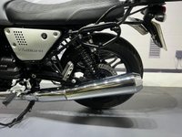 USED 2018 68 MOTO GUZZI V7 III MILANO - BUY ONLINE 24 HRS A DAY - FINANCE AVAILABLE - ALL TYPES OF CREDIT ACCEPTED GREAT SPEC WITH PANNIERS & TOP BOX