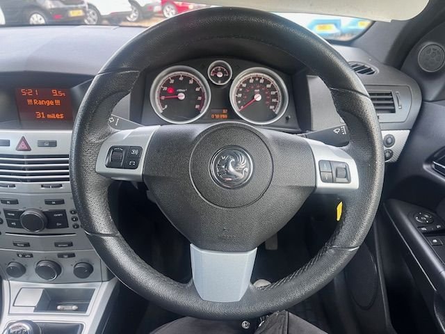 2009 VAUXHALL ASTRA 1.6i 16v SXi Sport Hatch 3dr Petrol Manual (155 g/km, 113 bhp) - Photo 7