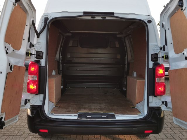 2023 VAUXHALL VIVARO - Photo 8