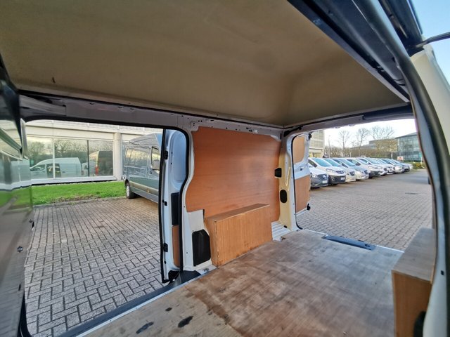 2023 VAUXHALL VIVARO - Photo 9