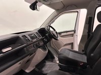 USED 2018 68 VOLKSWAGEN TRANSPORTER 2.0 TDI T32 BlueMotion Tech Highline Kombi Double Cab 5dr Diesel DSG FWD SWB Euro 6 (s/s) (150 ps) Complete Service Record Including Timing Belt water pump, Extremely well cared for and maintained with 2 keys , Double Slide Side Doors, 5 Seater , front arm rests, apple play, navigation, cruise conrol, rear park aid,