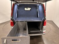 USED 2018 68 VOLKSWAGEN TRANSPORTER 2.0 TDI T32 BlueMotion Tech Highline Kombi Double Cab 5dr Diesel DSG FWD SWB Euro 6 (s/s) (150 ps) Complete Service Record Including Timing Belt water pump, Extremely well cared for and maintained with 2 keys , Double Slide Side Doors, 5 Seater , front arm rests, apple play, navigation, cruise conrol, rear park aid,