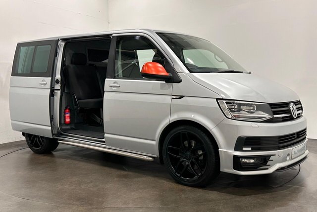 2018 68 Volkswagen Transporter 2.0 TDI T32 BlueMotion Tech Highline Kombi Double Cab 5dr Diesel DSG FWD SWB Euro 6 (s/s) (150 ps)