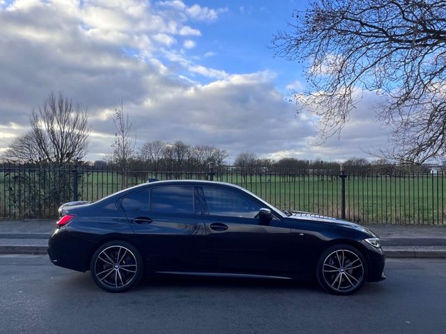 2019 BMW 3 Series 2L M Sport 4dr - Photo 5