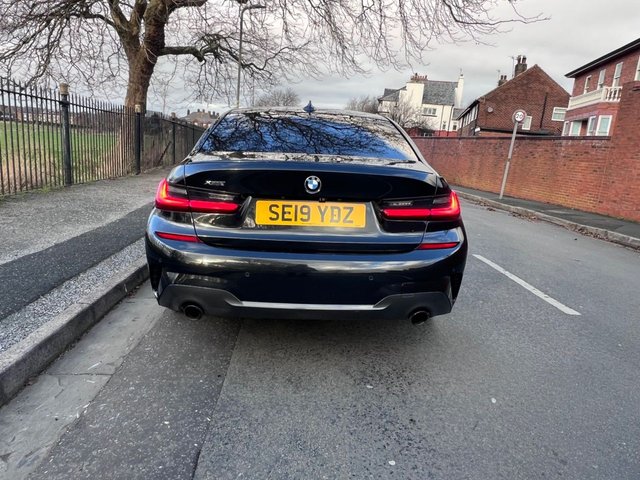 2019 BMW 3 Series 2L M Sport 4dr - Photo 11