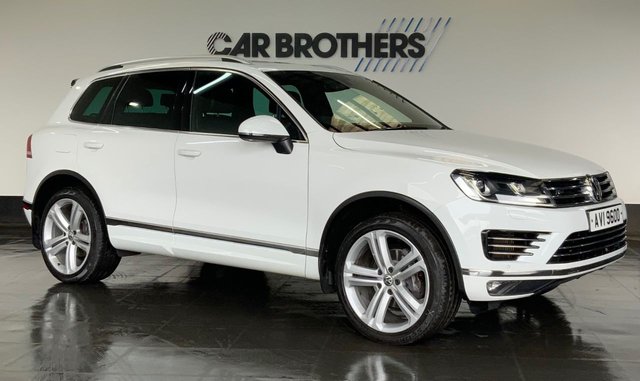 2017 VOLKSWAGEN TOUAREG 3.0 TDI V6 R-Line Plus SUV 5dr Diesel Tiptronic 4WD Euro 6 (s/s) (262 ps) - Photo 2