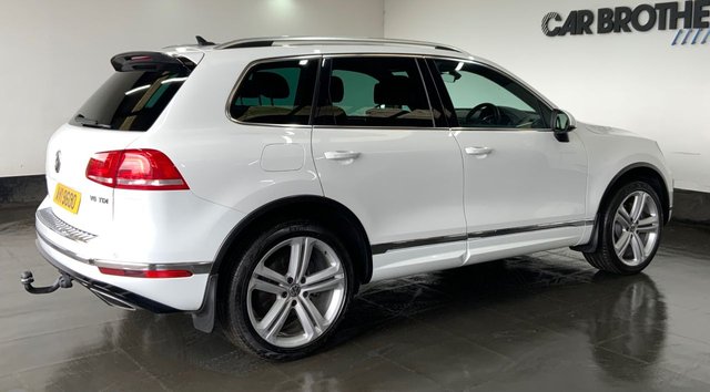 2017 VOLKSWAGEN TOUAREG 3.0 TDI V6 R-Line Plus SUV 5dr Diesel Tiptronic 4WD Euro 6 (s/s) (262 ps) - Photo 7