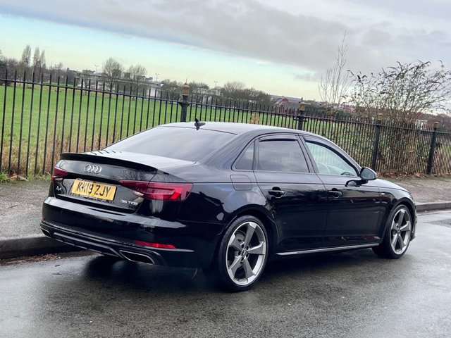 2019 Audi A4 2L Black Edition 4dr - Photo 6