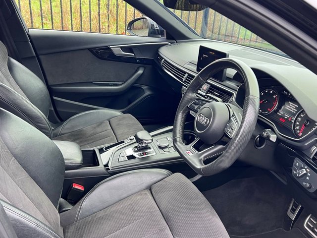2019 Audi A4 2L Black Edition 4dr - Photo 2