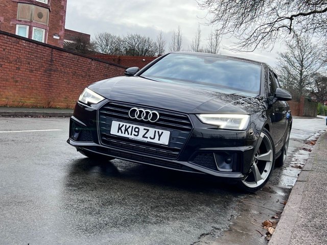 2019 Audi A4 2L Black Edition 4dr - Photo 3
