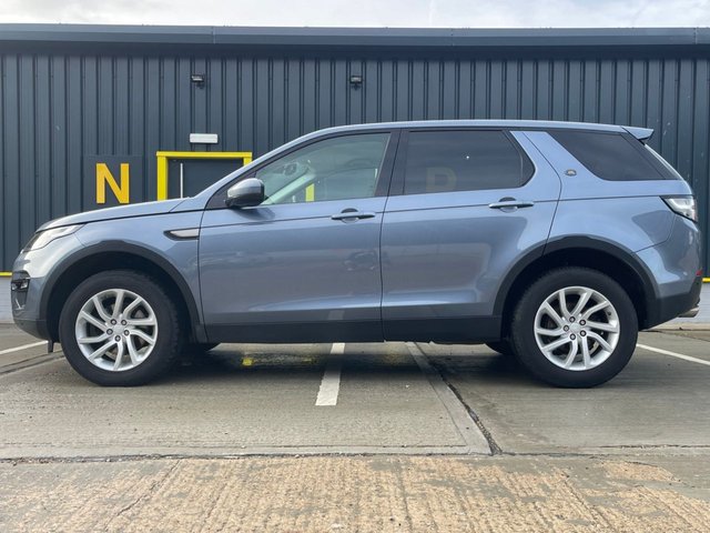 2017 67 Land Rover Discovery Sport 2.0 TD4 SE Tech SUV 5dr Diesel Manual 4WD Euro 6 (s/s) (180 ps)