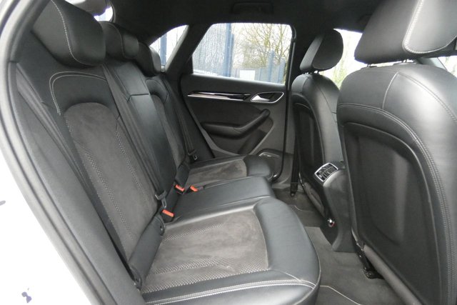 2017 AUDI Q3 - Photo 9