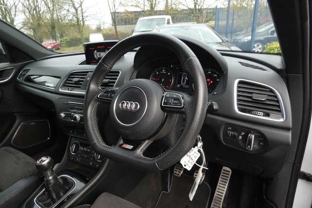 2017 AUDI Q3 - Photo 11