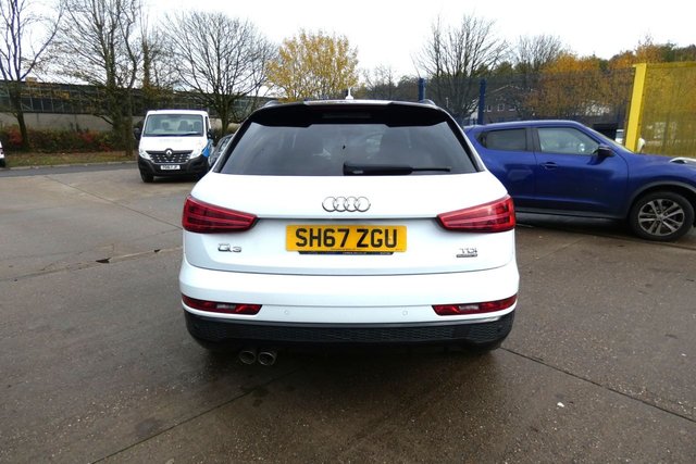 2017 AUDI Q3 - Photo 7