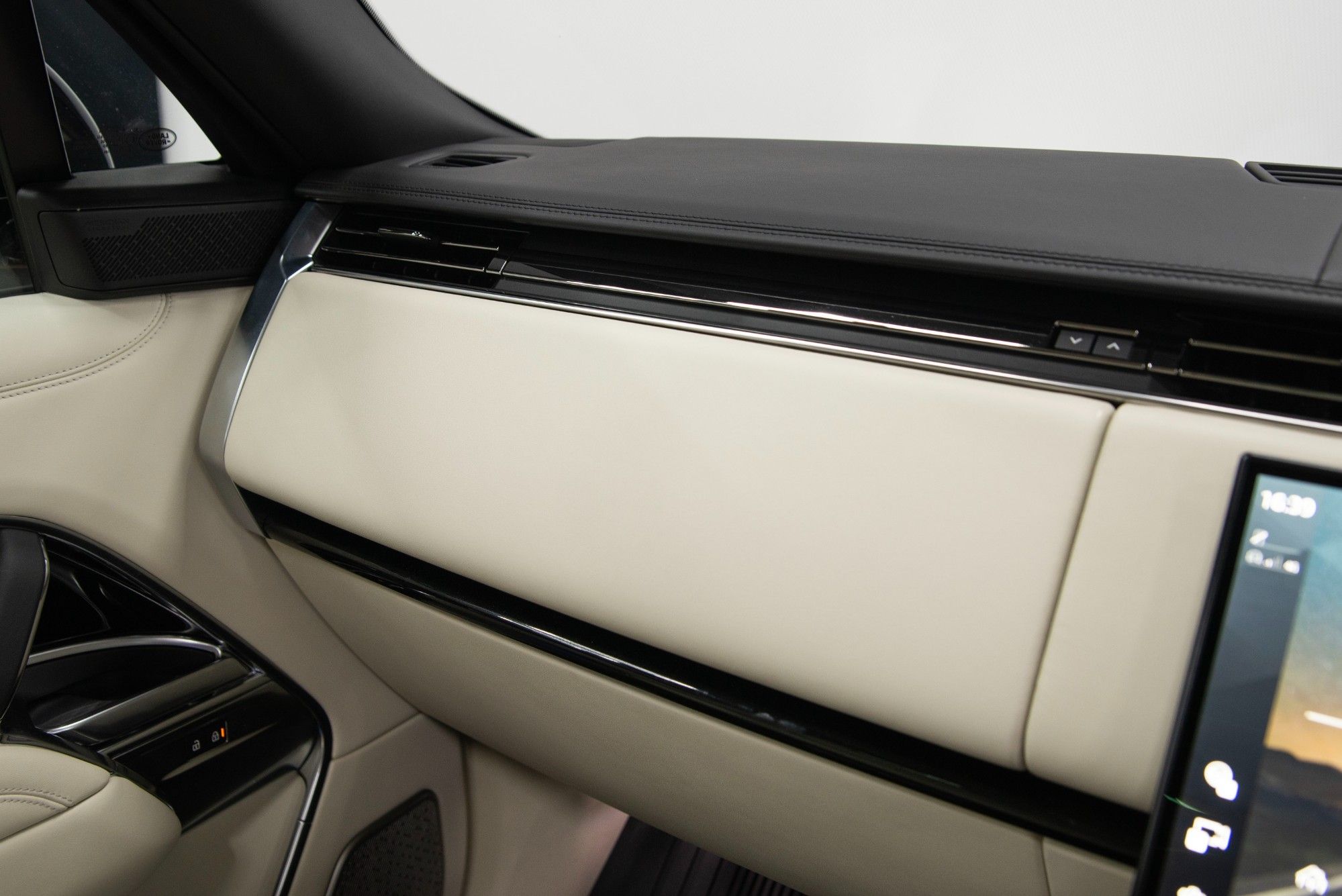 USED 2022 72 LAND ROVER RANGE ROVER 3.0 D350 MHEV Autobiography 