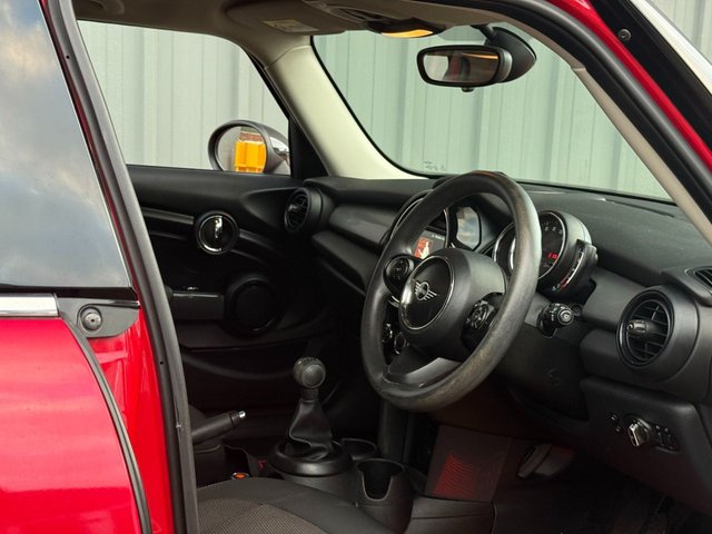 2018 MINI HATCH Cooper 1.5 GPF Hatchback 5dr Petrol Manual Euro 6 (s/s) (136 ps) - Photo 5