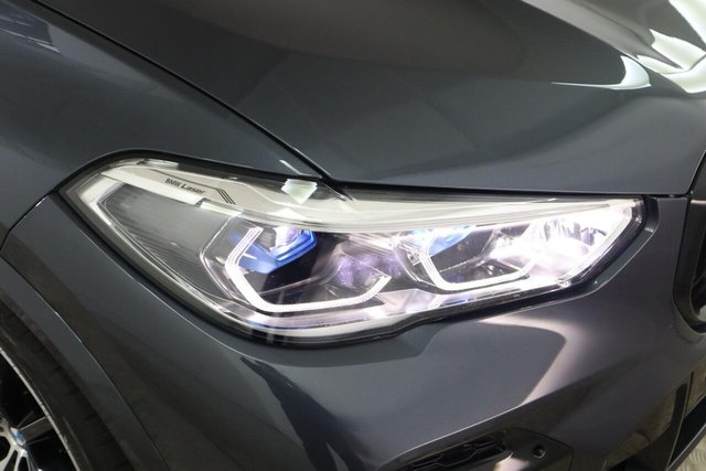 2022 BMW X5 - Photo 5