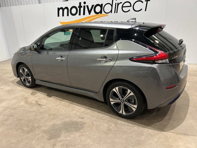 2021 Nissan Leaf - Photo 12