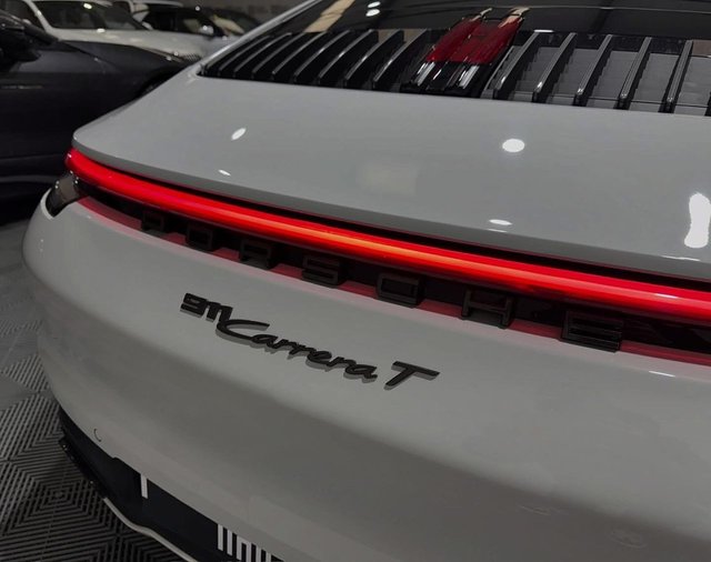 2023 PORSCHE 911 - Photo 6