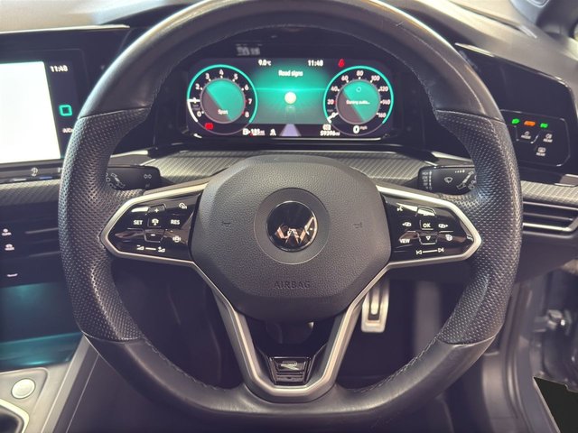 2021 Volkswagen Golf 1.5L R-Line 5dr - Photo 6