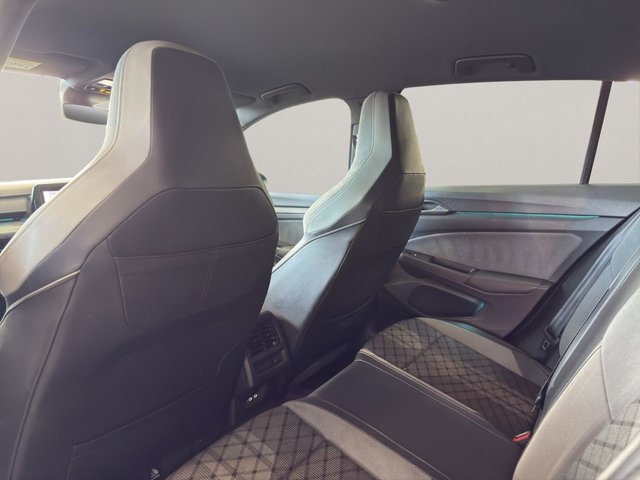 2021 Volkswagen Golf 1.5L R-Line 5dr - Photo 10