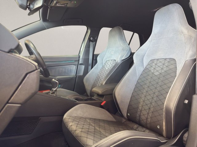 2021 Volkswagen Golf 1.5L R-Line 5dr - Photo 8