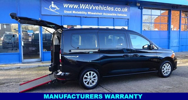 View our Ford Grand Tourneo Connect 2.0 EcoBlue Titanium WHEELCHAIR ACCESS WAV