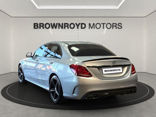 2018 Mercedes-Benz C-Class 2L Amg Line 4dr - Photo 9