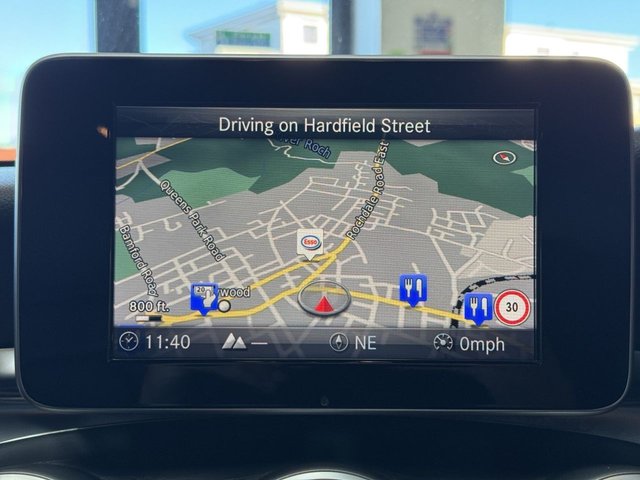 2018 Mercedes-Benz C-Class 2L Amg Line 4dr - Photo 4