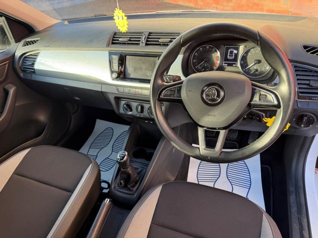 2017 SKODA FABIA - Photo 10