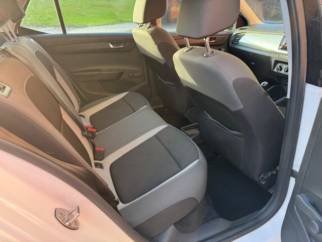2017 SKODA FABIA - Photo 12