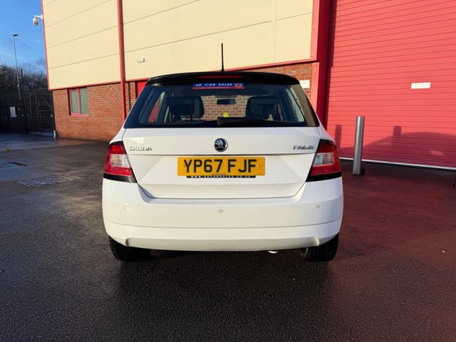 2017 SKODA FABIA - Photo 7