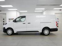 USED 2024 74 TOYOTA PROACE 2.0 D 145 BHP L2 LONG ICON 6 DOOR ( NEW SHAPE ) L2 LONG | SAT NAV | AIR CON | NEW MODEL