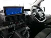 USED 2024 74 TOYOTA PROACE 2.0 D 145 BHP L2 LONG ICON 6 DOOR ( NEW SHAPE ) L2 LONG | SAT NAV | AIR CON | NEW MODEL