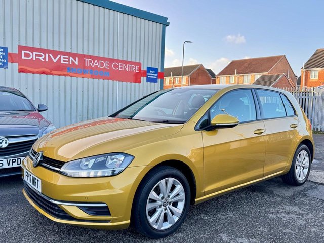 2017 VOLKSWAGEN GOLF 1.0 TSI BlueMotion Tech SE Hatchback 5dr Petrol Manual Euro 6 (s/s) (110 bhp) - Photo 2