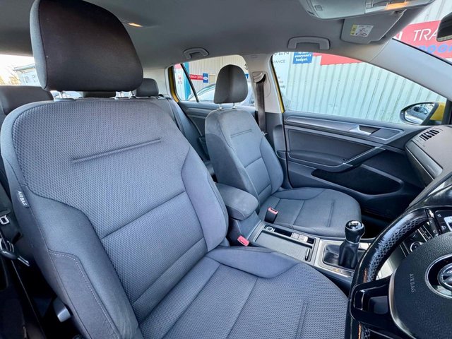 2017 VOLKSWAGEN GOLF 1.0 TSI BlueMotion Tech SE Hatchback 5dr Petrol Manual Euro 6 (s/s) (110 bhp) - Photo 12