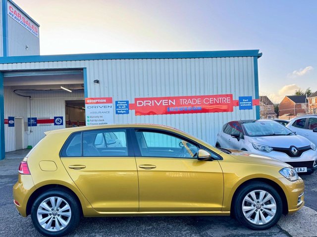 2017 VOLKSWAGEN GOLF 1.0 TSI BlueMotion Tech SE Hatchback 5dr Petrol Manual Euro 6 (s/s) (110 bhp) - Photo 6