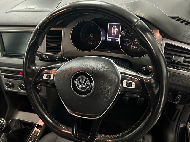 2017 VOLKSWAGEN GOLF SV - Photo 10