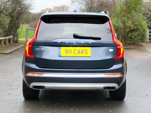 2020 VOLVO XC90 - Photo 8