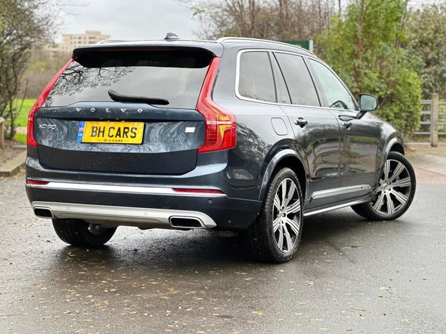 2020 VOLVO XC90 - Photo 9