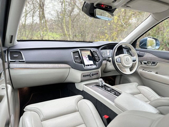 2020 VOLVO XC90 - Photo 10