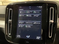 USED 2022 22 VOLVO XC40 1.5 T3 Momentum SUV 5dr Petrol Manual Euro 6 (s/s) (163 ps) NATIONWIDE DELIVERY AND COLLECTION