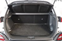 USED 2020 70 HYUNDAI KONA 64kWh Premium SE 5dr Auto (SAT NAV, HEATED SEATS) 