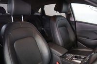 USED 2020 70 HYUNDAI KONA 64kWh Premium SE 5dr Auto (SAT NAV, HEATED SEATS) 
