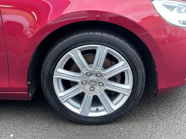 2016 VOLVO V40 2016 2.0 T3 Inscription Hatchback 5dr Petrol Manual Euro 6 (s/s) (152 ps) - Photo 12