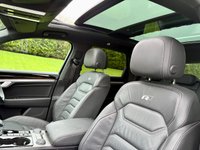 USED 2021 21 VOLKSWAGEN TOUAREG 3.0 TDI V6 Black Edition SUV 5dr Diesel Tiptronic 4Motion Euro 6 (s/s) (286 ps) 